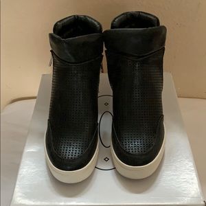 New Steve Madden shoes.